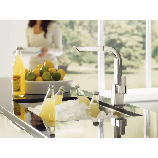 90 Degree One-Handle High Arc Pullout Kitchen Faucet
